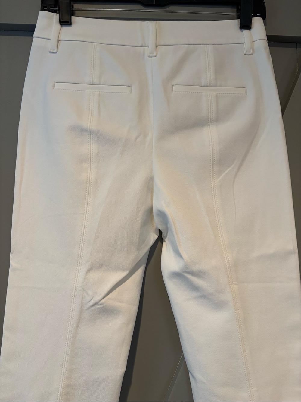 White House Black Market Women's White Cropped Dress Pants
